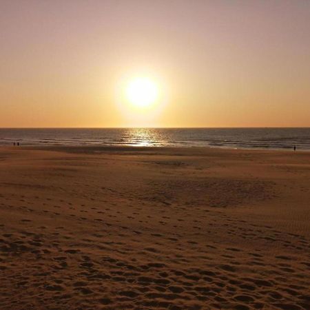 Comfortable Apartment In Oostende With Sea Views Extérieur photo